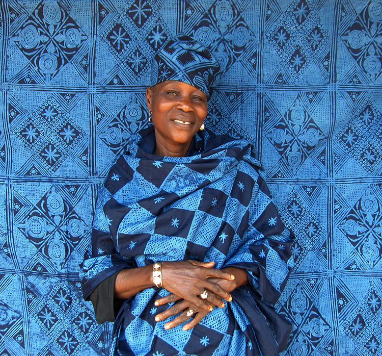 AFRICAN TEXTILES アフリカの染織 AFRICAN TEXTILES アフリカの染織 - books used and new, flower